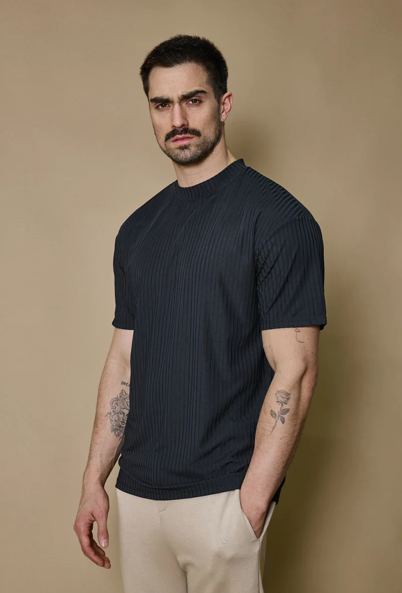 T-shirt uni à rayures oversize - Image 19