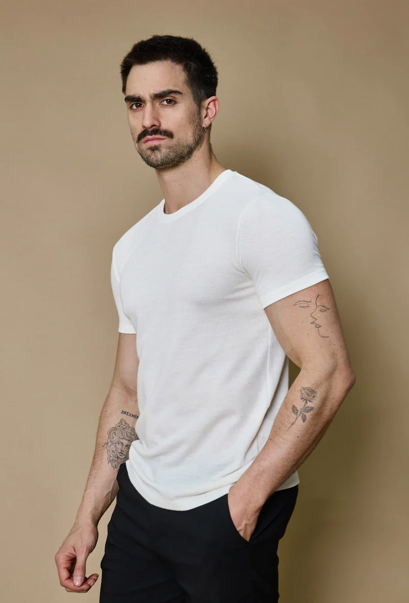 T-shirt uni en maille - Image 15