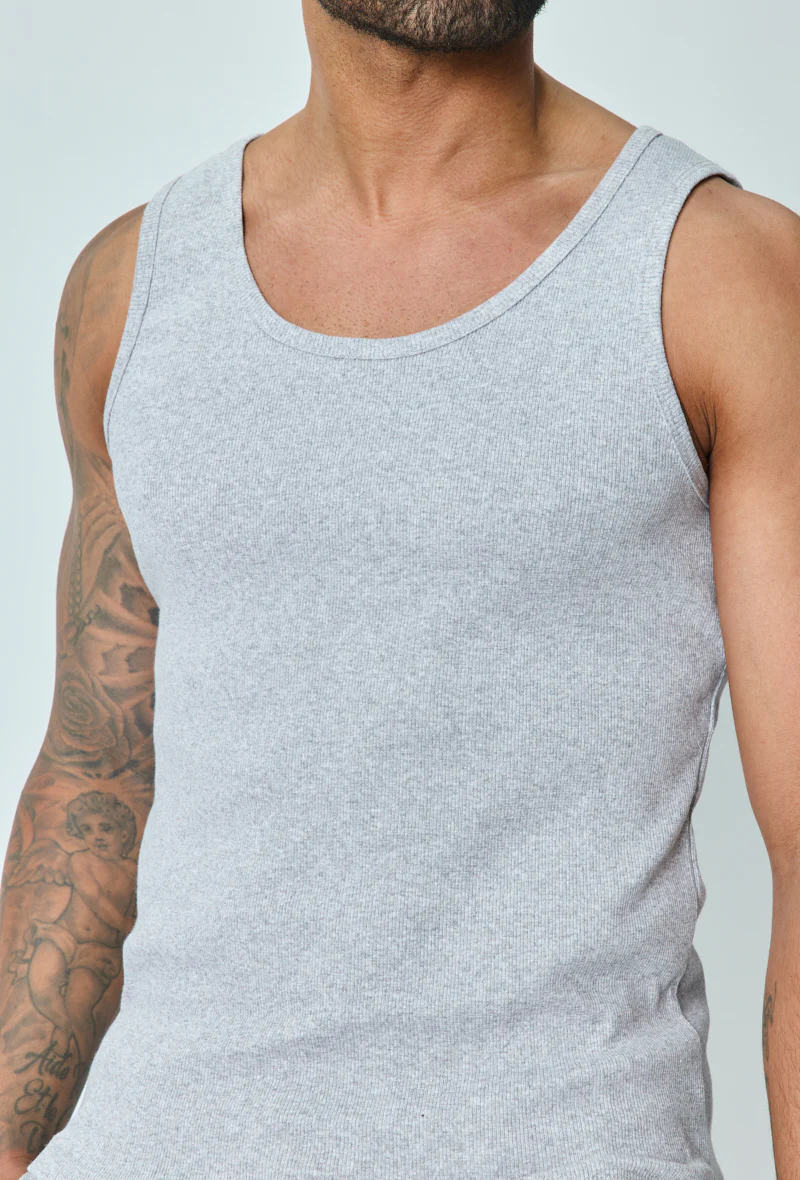 T-shirt uni sans manches - Image 8
