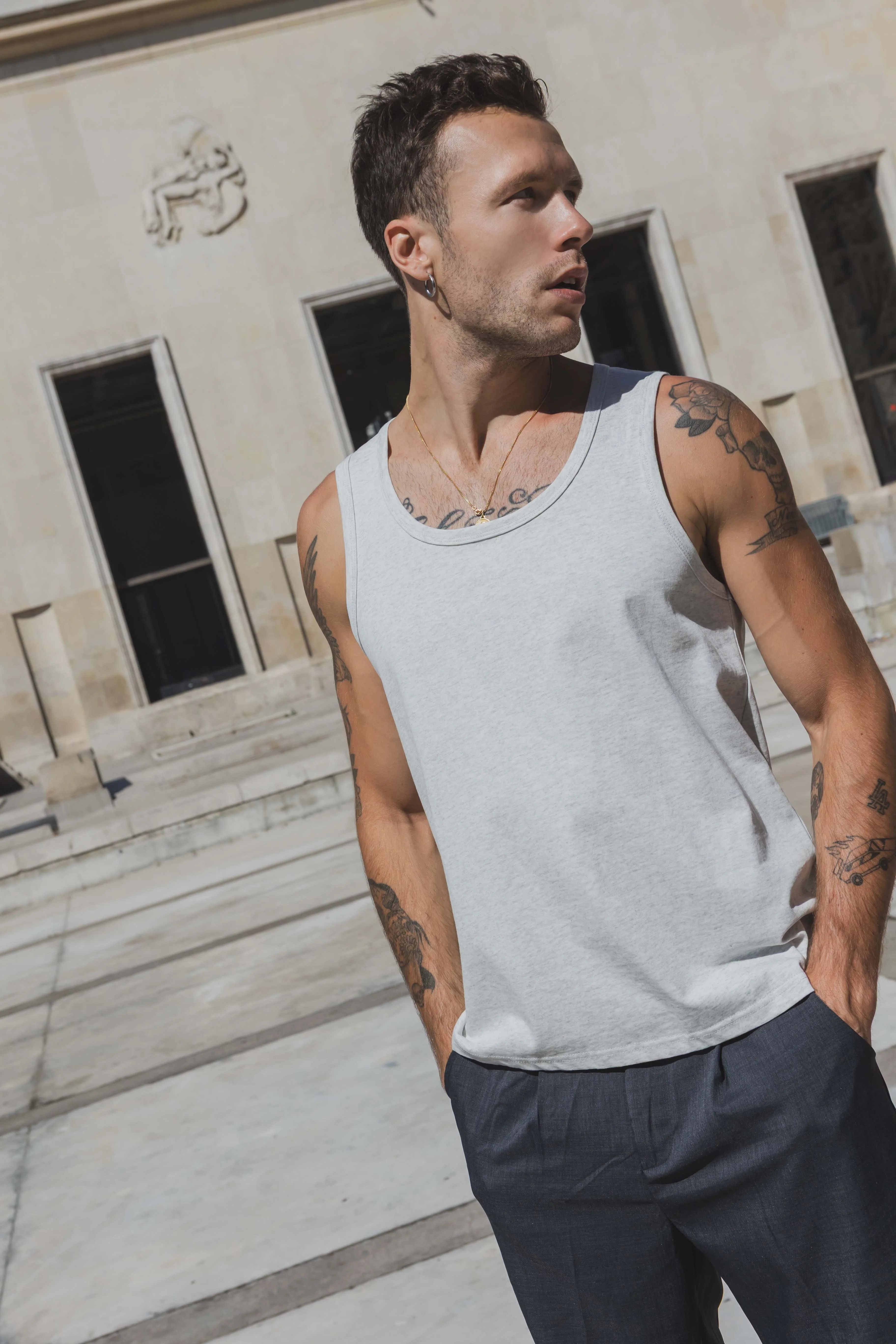 T-shirt débardeur sans manches
