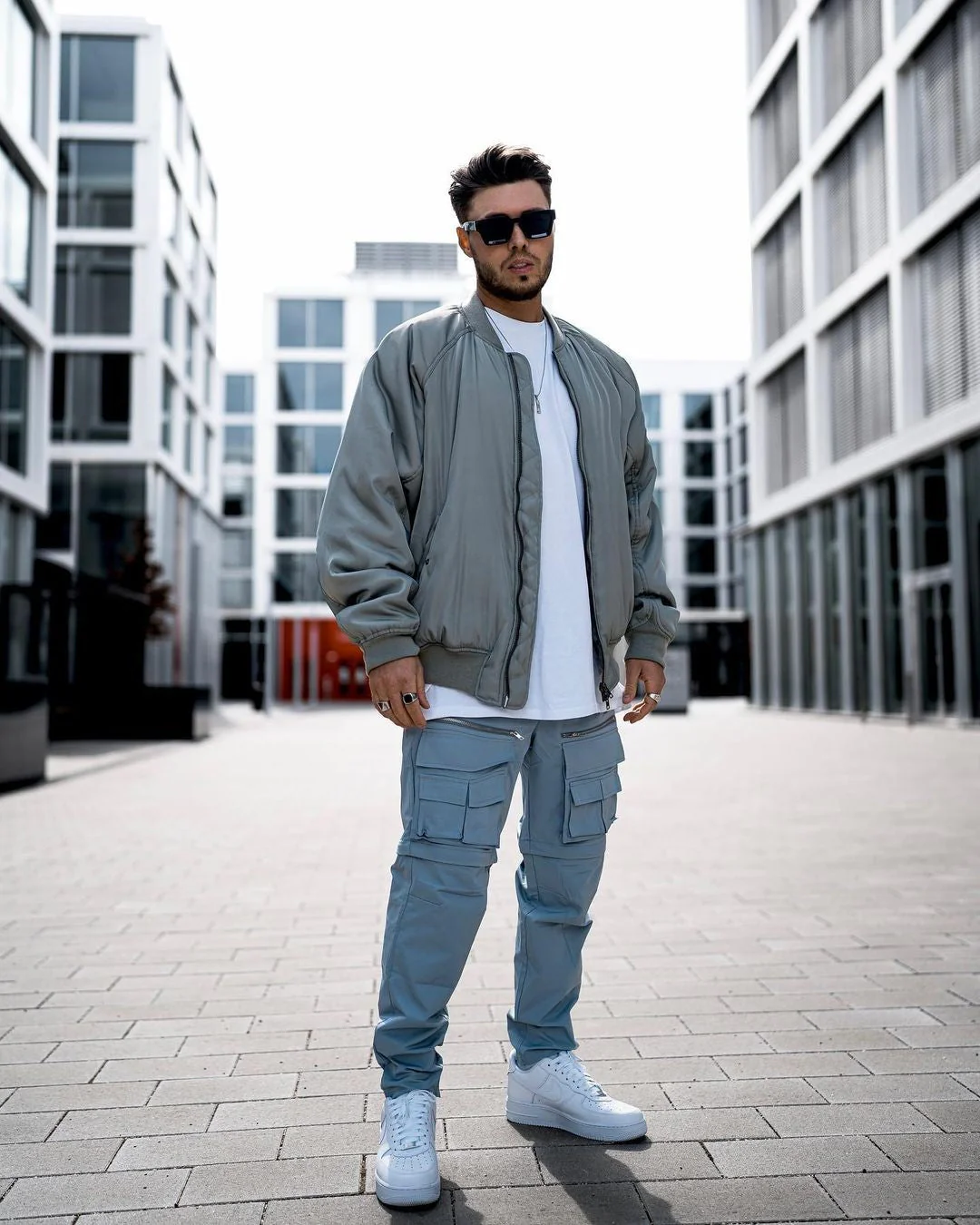 Veste bombers à col V - Image 2
